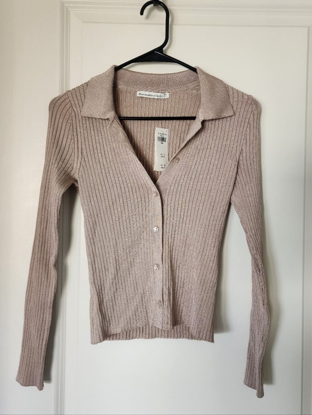 NWT Beige Ribbed Button-Up Collared Sweater